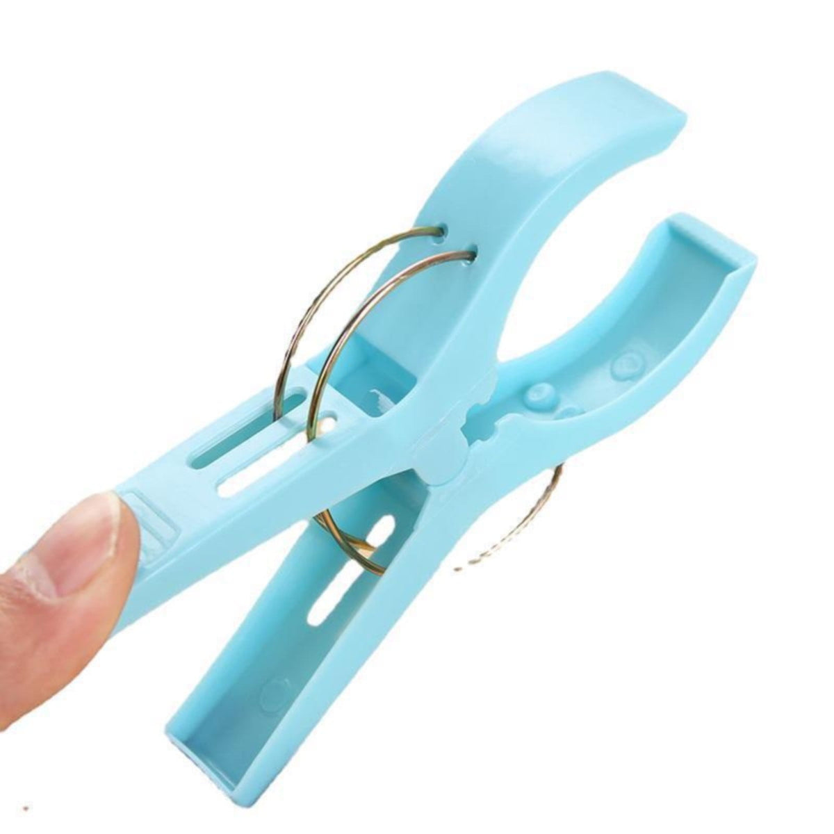 Towel Pegs,Beach Towel Clips for Chairs Cruise Plastic Clothes Pins Beach Chair Towel Clips,Towel Holder Clips,Heavy Duty Clothes, Multicolored