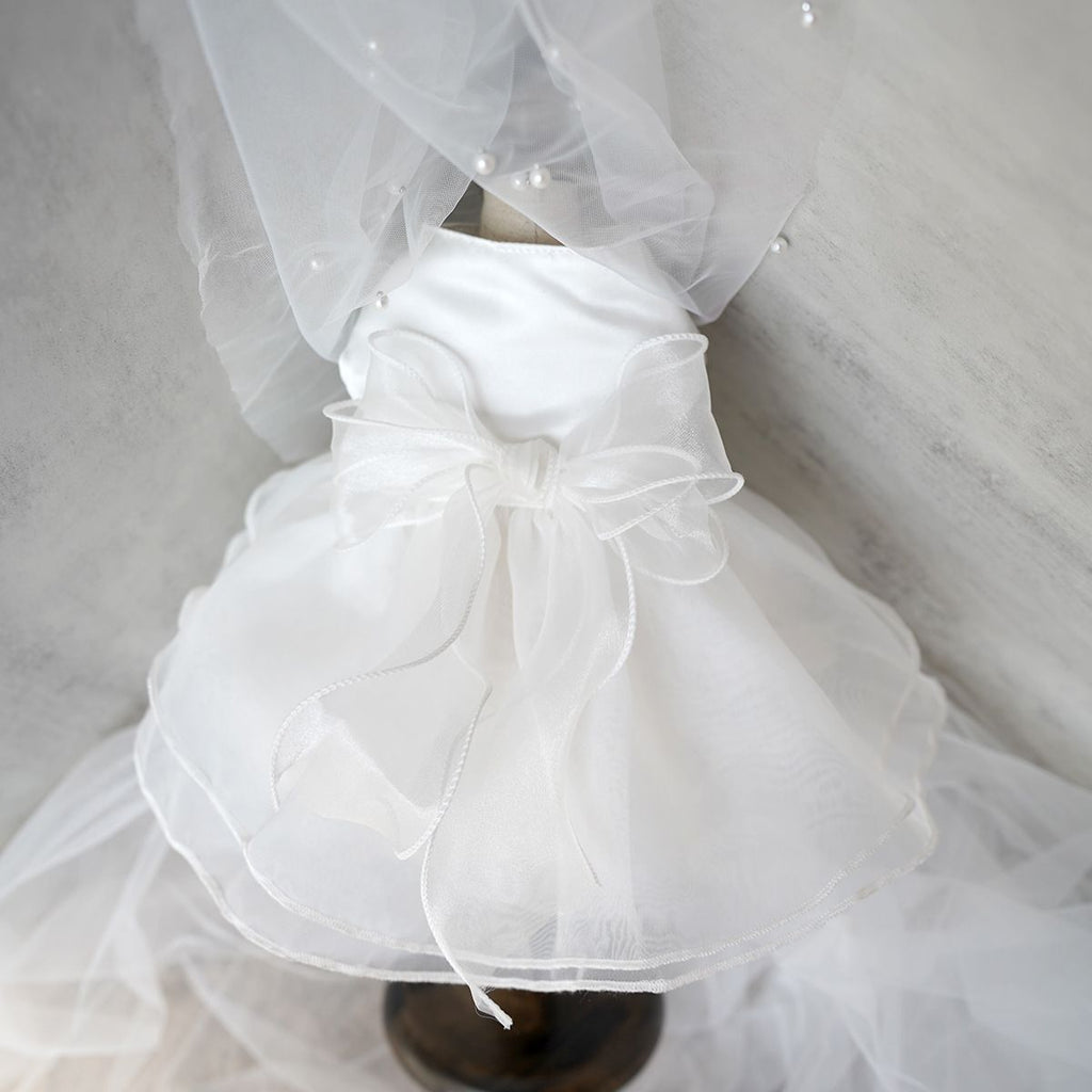 White dog dress, big bow dog wedding dress, princess dress, wedding dress, birthday party dress, pet princess dress