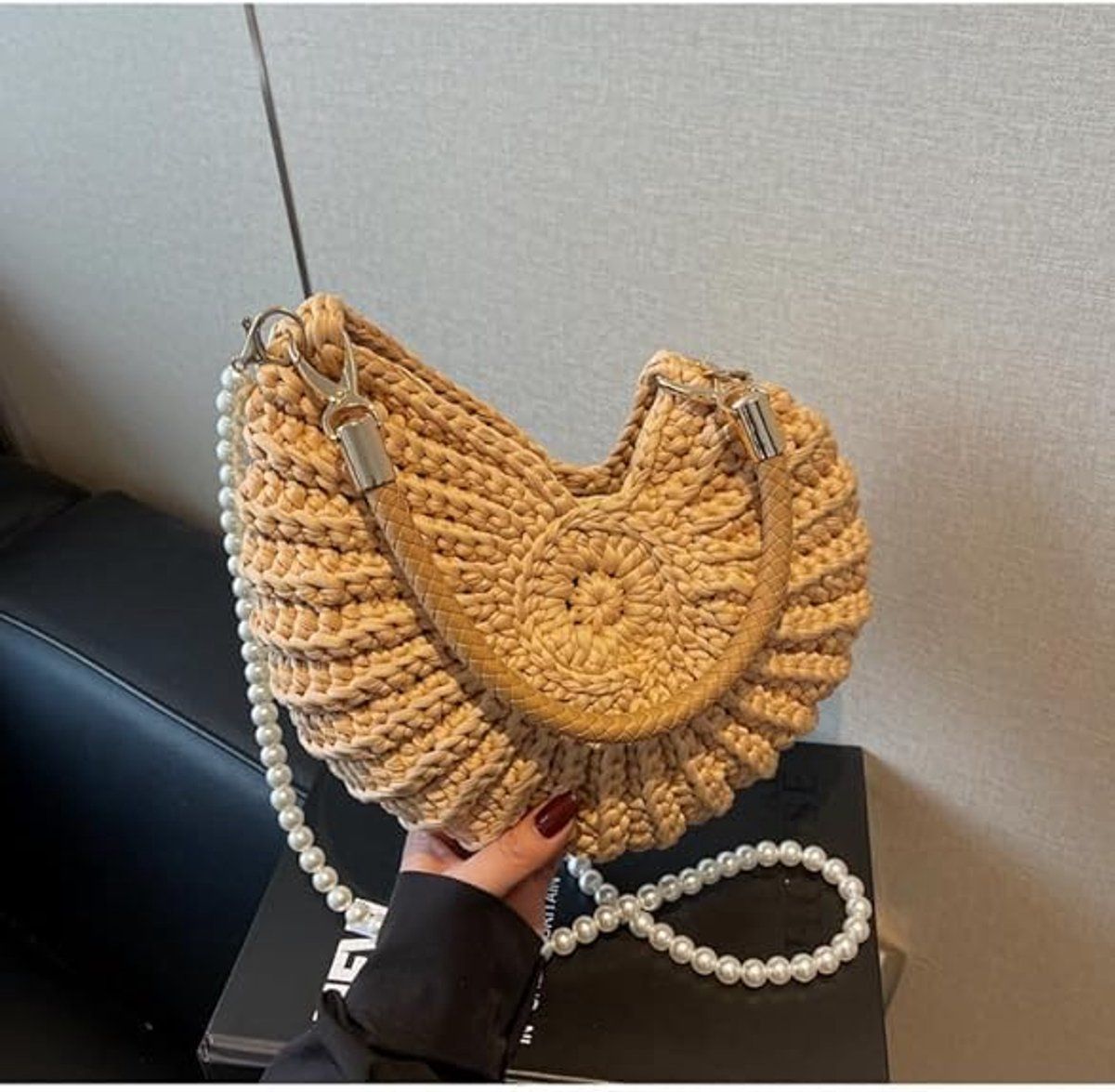 Handbag for Women, Crochet Crossbody Purse Handmade Seashell Shape with Pearl Chain, Summer Beach Shoulder Bag, Unique Gift, Khaki