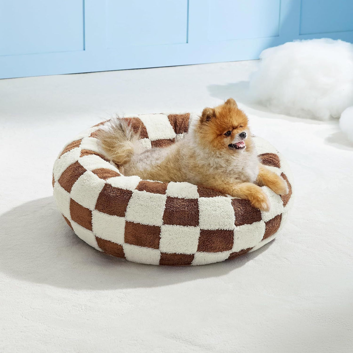 Coffee Plaid Plush Donut Pet Bed – Round Dog & Cat Bed with Raised Rim, Cozy Calming Cushion, Washable, 60cm